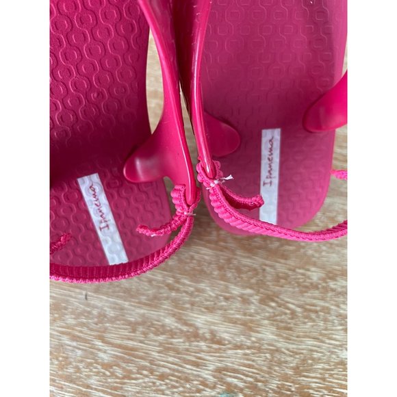 IPANEMA toddler swim sandals/flip flops, size 7 - Picture 2 of 4